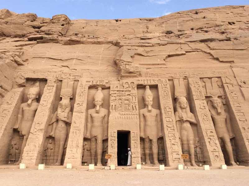 ABU SIMBEL BY FLIGHT (ASWAN)