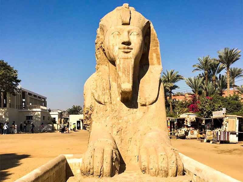 Excursion aux pyramides de Dahchour Saqqarah et Memphis
